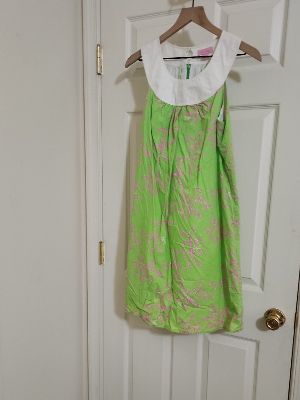 Lilly Pulitzer Lime Green Floral Print Dress with White Collar - Picture 4 of 6